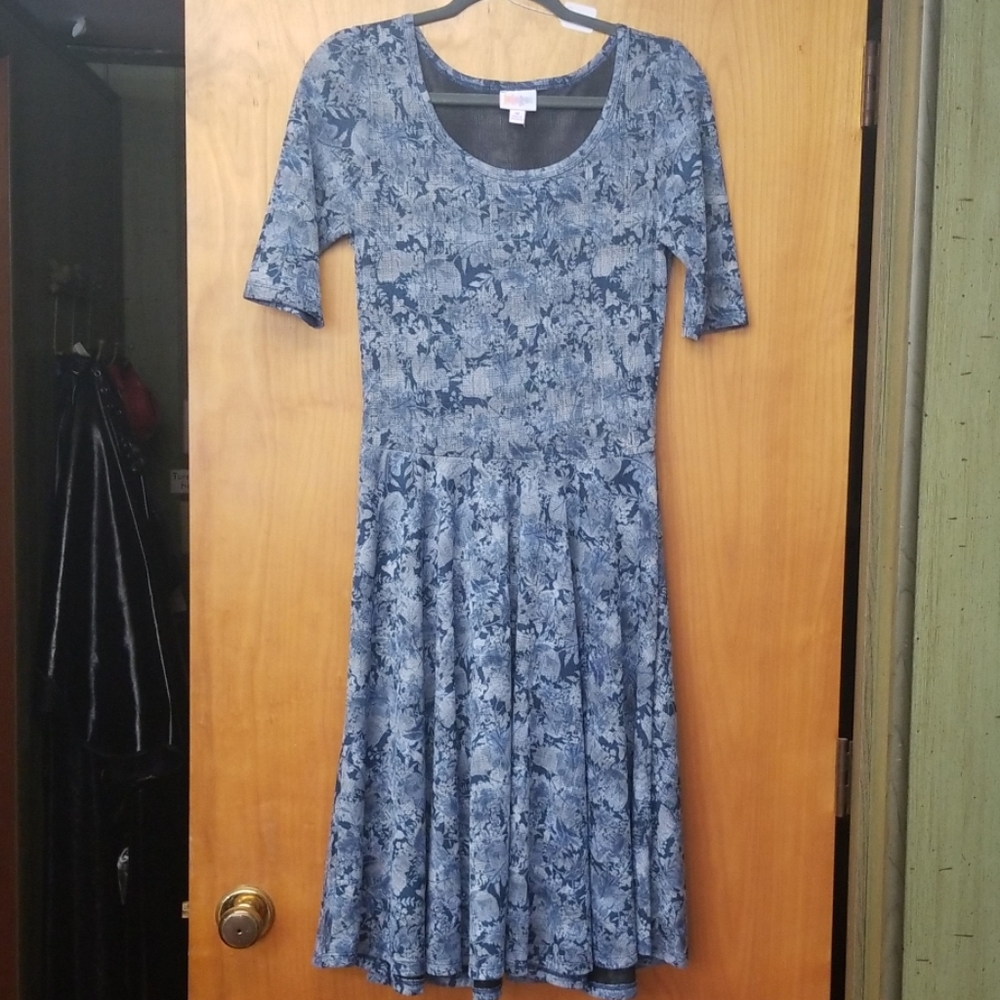 Lularoe Nicole dress